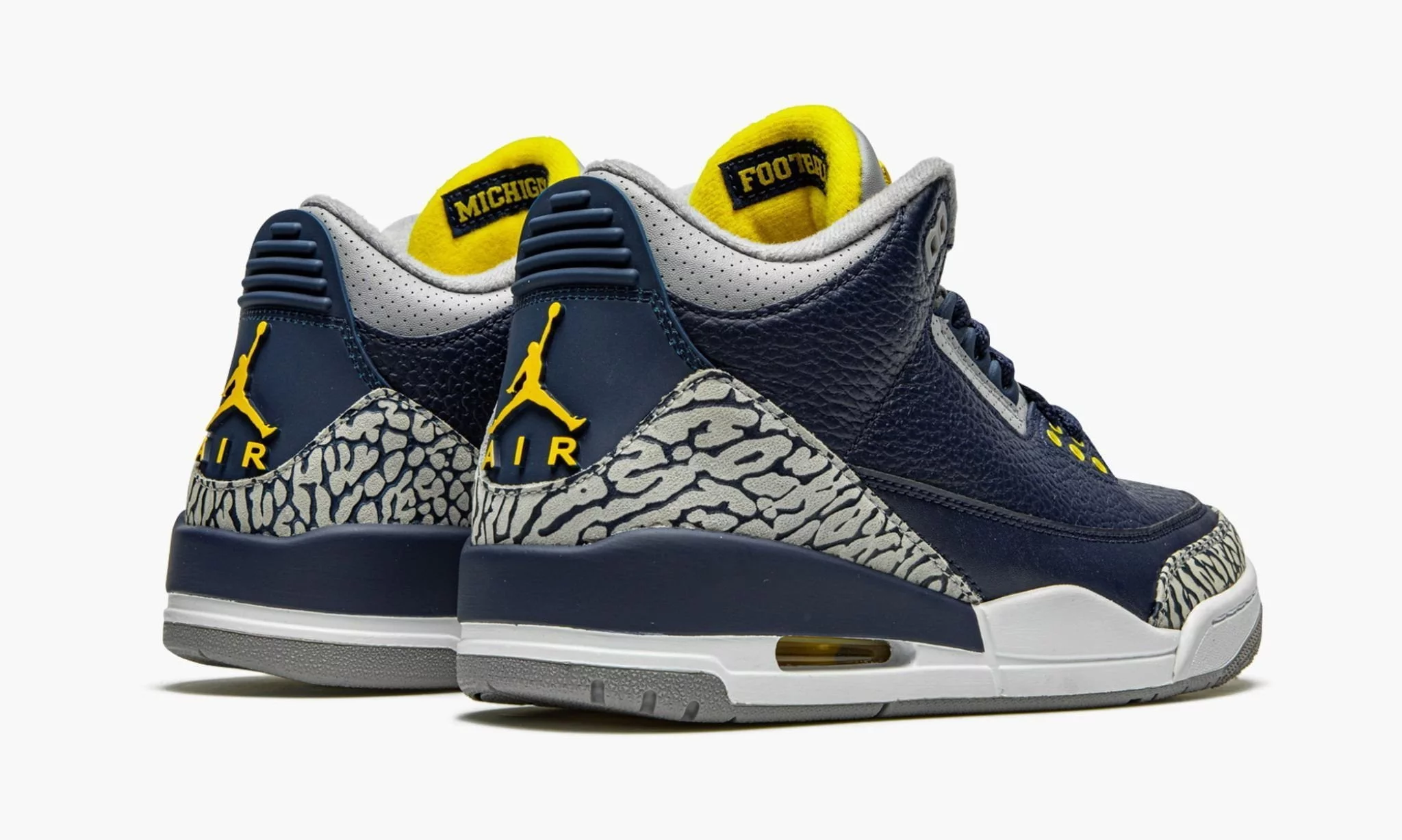 Jordan 3 Retro University of Michigan - Image 3